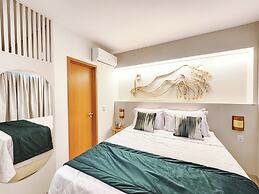 Makia Beach Experience