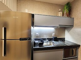 Makia Beach Experience