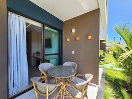 Makia Beach Experience