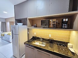 Makia Beach Experience