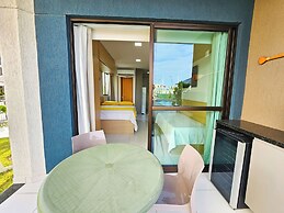 Makia Beach Experience