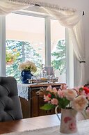 Clinton Pond Bed and Breakfast