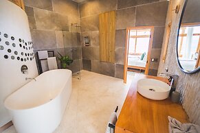 Kula Maya Boutique Hotel & Spa