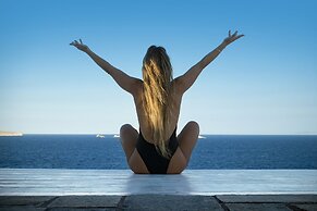 Onar Suites & Villas