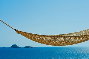 Onar Suites & Villas