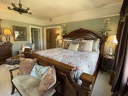 The Inn on Knowles Hill