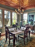 The Inn on Knowles Hill