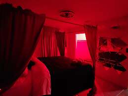 Austin Uncommon Room Rentals