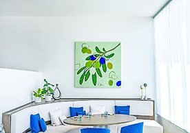 SANTORINI HOTEL&VILLAS MIYAKOJIMA