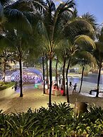 Stay At Azure urban beach residents