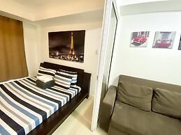 Stay At Azure urban beach residents