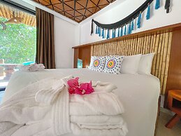 Akuazul Resorts Adults Only