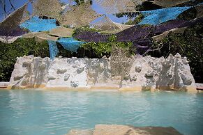 Akuazul Resorts Adults Only