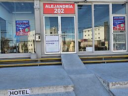 Hotel Sttiny Monterrey Tecnológico