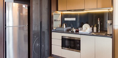 Scarletz Suites by Travelet Experience