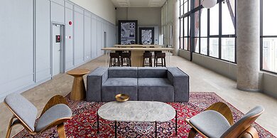 Scarletz Suites by Travelet Experience