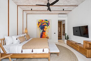 Alicante Villa by Betterplace