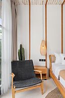 Alicante Villa by Betterplace