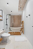 Alicante Villa by Betterplace