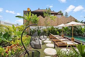 Alicante Villa by Betterplace