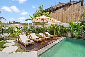 Alicante Villa by Betterplace