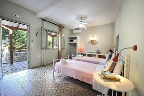 Stefanos Cottage in Paxi