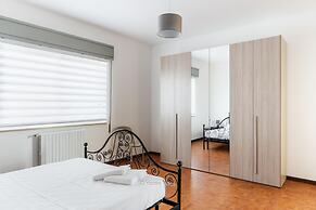 Peony Apartment in Noto