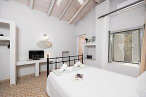 Aimilia Cottage in Longos