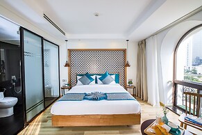 Brilliant Majestic Hotel