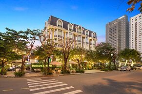 Brilliant Majestic Hotel