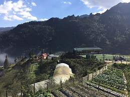 Scenic Views Farmstay & Hostel