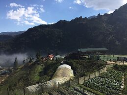 Scenic Views Farmstay & Hostel