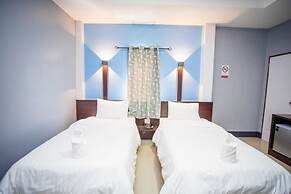 Nakarin Hotel