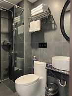 Aquarius Premium Hotel