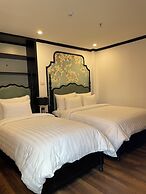 Aquarius Premium Hotel