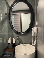 Aquarius Premium Hotel