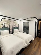 Aquarius Premium Hotel