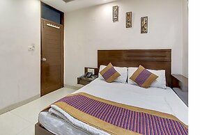 Hotel Sunrise Dx @ Opposite New Delhi Railway Station