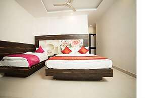 Hotel Sunrise Dx @ Opposite New Delhi Railway Station