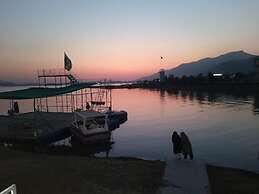 Lake View Hotel & Resort