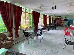 Lake View Hotel & Resort