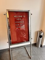HOTEL GRACIOUS