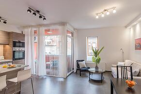 Miami Vice Apartment with Balcony