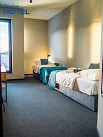 WR SPORT HOTEL