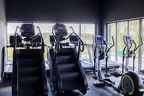 WR SPORT HOTEL