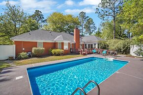 Pool House - Close to Georgia Southern