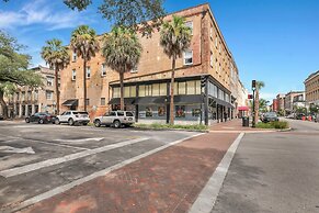 The Georgia Peach -near Plant Riverside Downtown