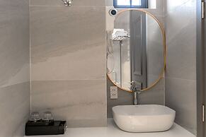 Quang Minh Riverside Hotel Danang