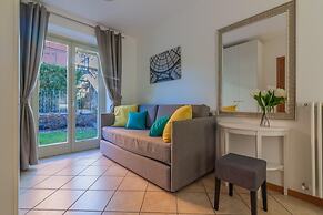 The Patio Over Varenna