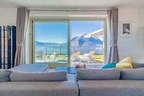 The Patio Over Varenna